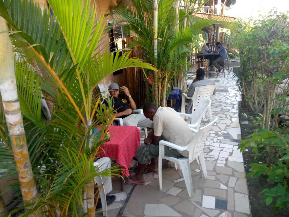 Kicec Bar And Guest House Airport Dar es Salaam Exterior foto